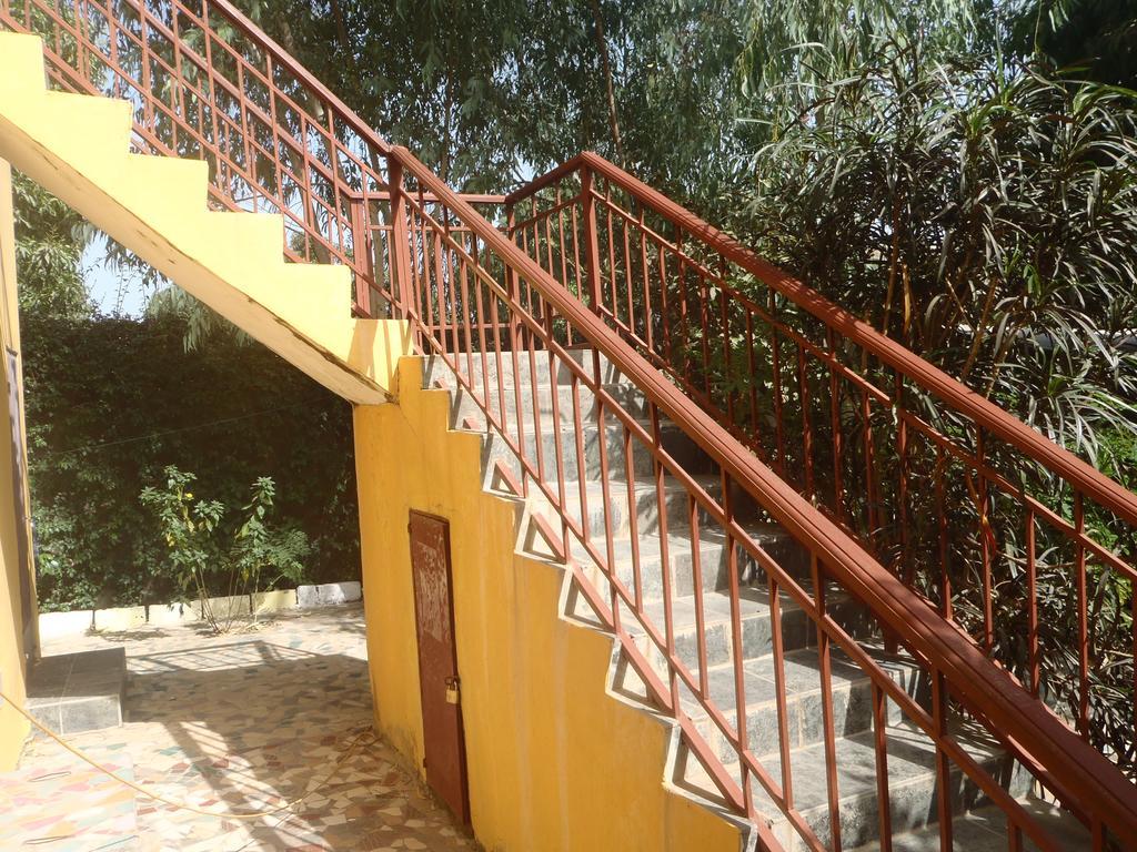 Sanchaba Yellow Apartments Kololi Exterior foto